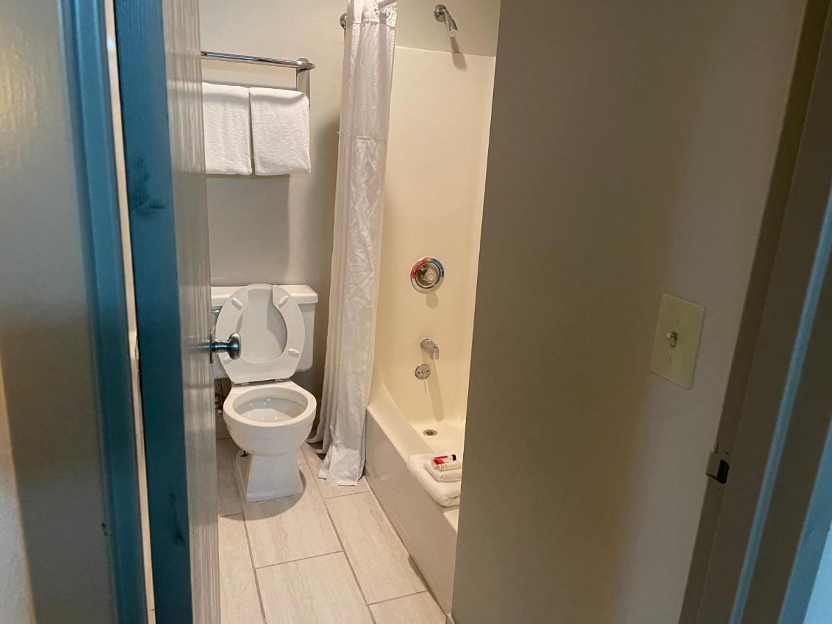 Days Inn By Wyndham Pleasant Prairie Kenosha Ngoại thất bức ảnh