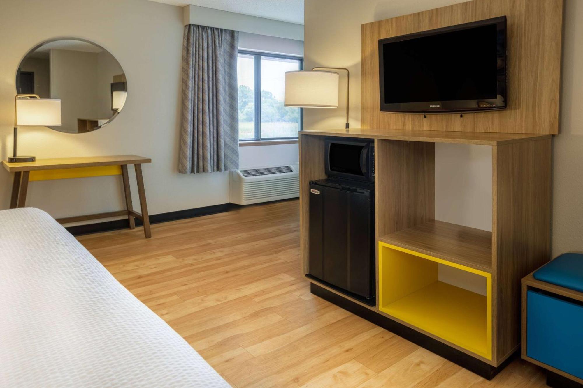 Days Inn By Wyndham Pleasant Prairie Kenosha Ngoại thất bức ảnh