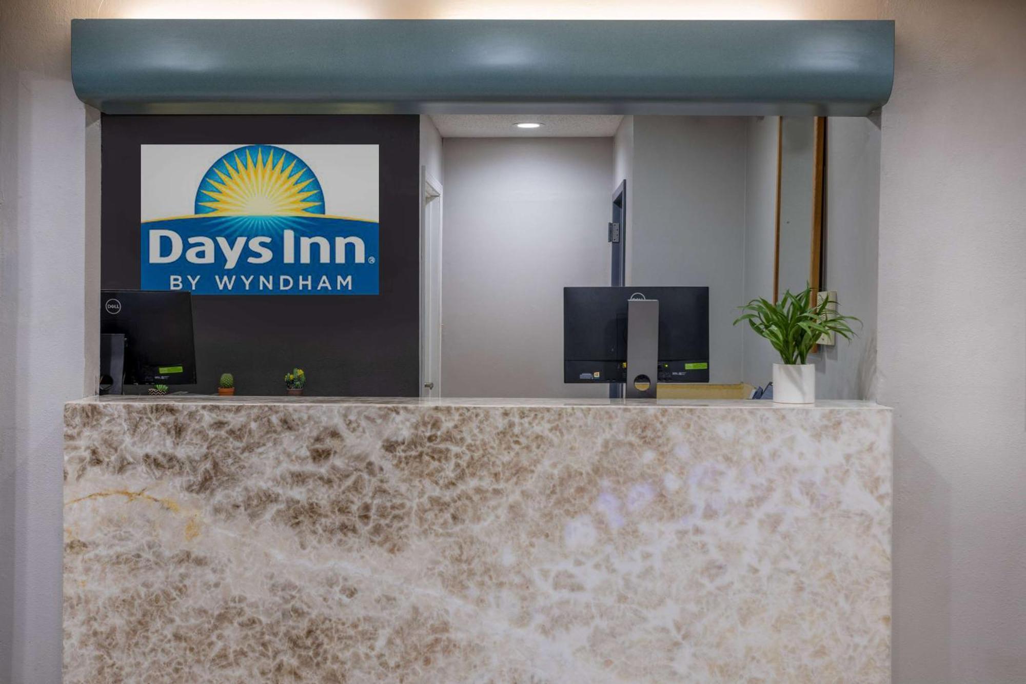 Days Inn By Wyndham Pleasant Prairie Kenosha Ngoại thất bức ảnh
