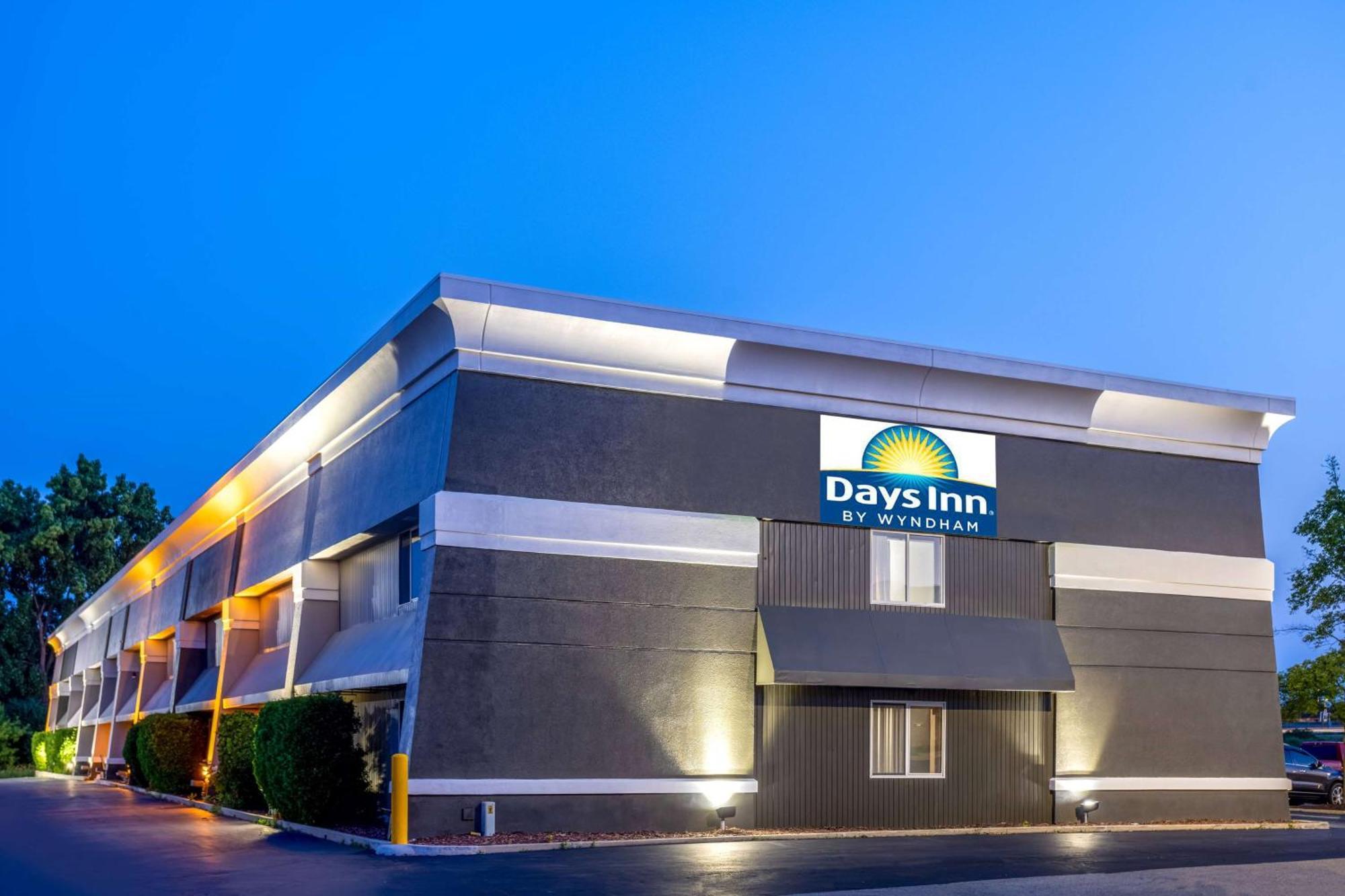 Days Inn By Wyndham Pleasant Prairie Kenosha Ngoại thất bức ảnh